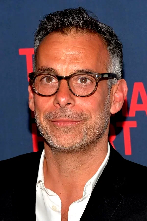  Joe Mantello