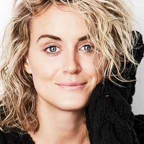 Photo star : Taylor Schilling