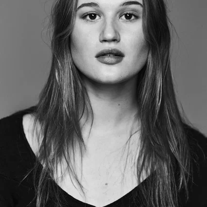  Nola Kemper