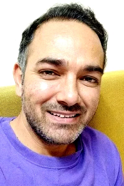  Ujjwal Chopra