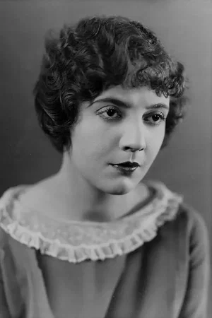  Lois Wilson photo