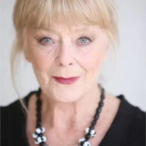 Photo star :  Irene Wood