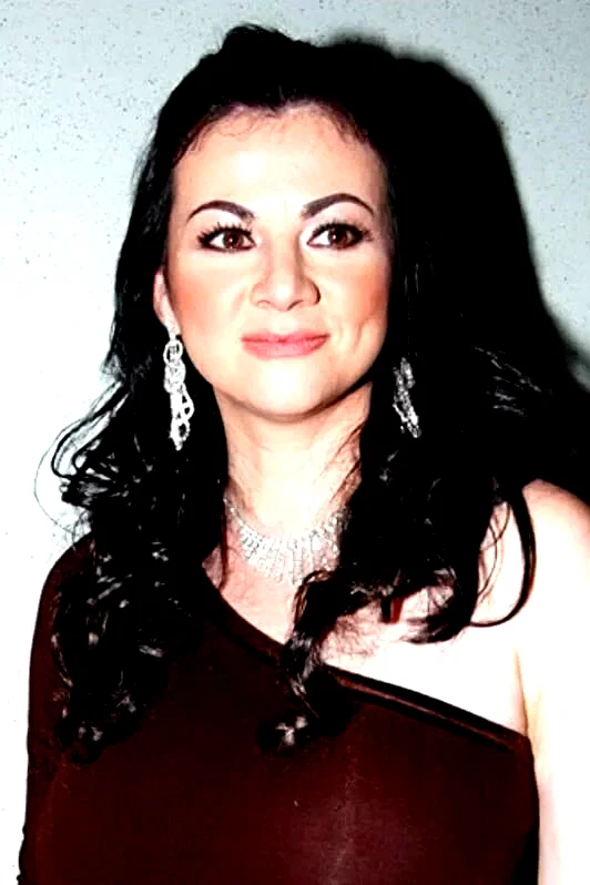  Rosanna Roces