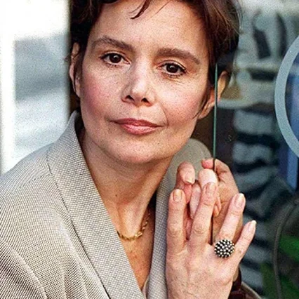  Luisina Brando
