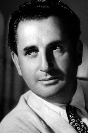  Arthur Lubin photo
