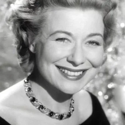  Joan Miller