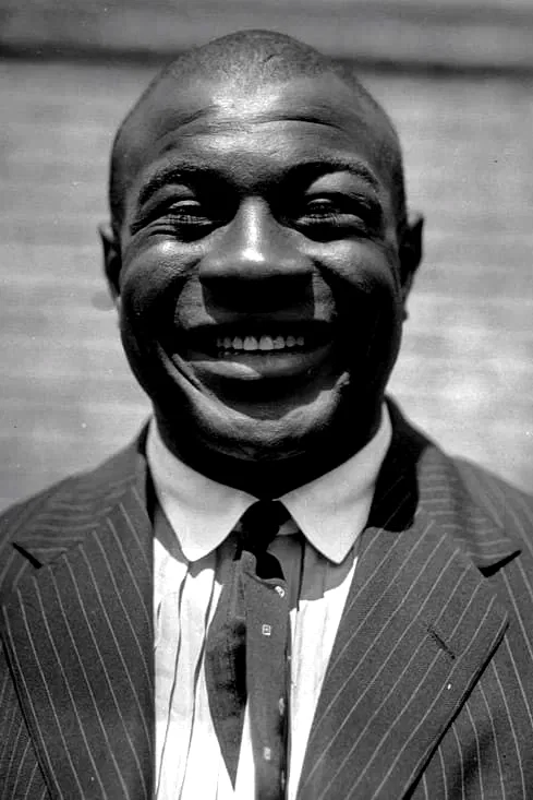  George Godfrey