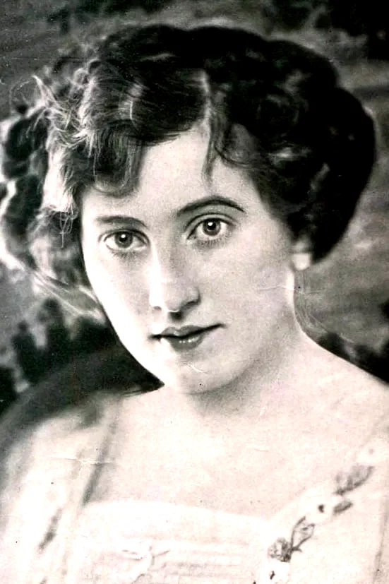  Polly Moran