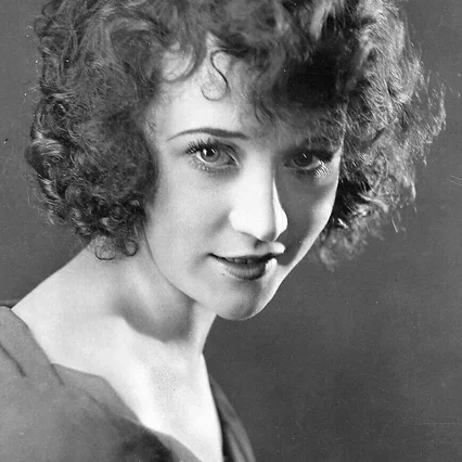  Betty Compson