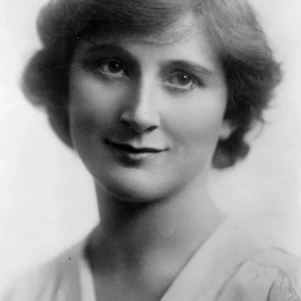  Elizabeth Valentine