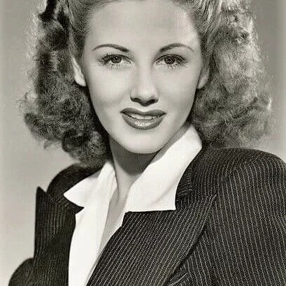 Lorraine Miller