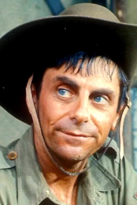  Melvyn Hayes