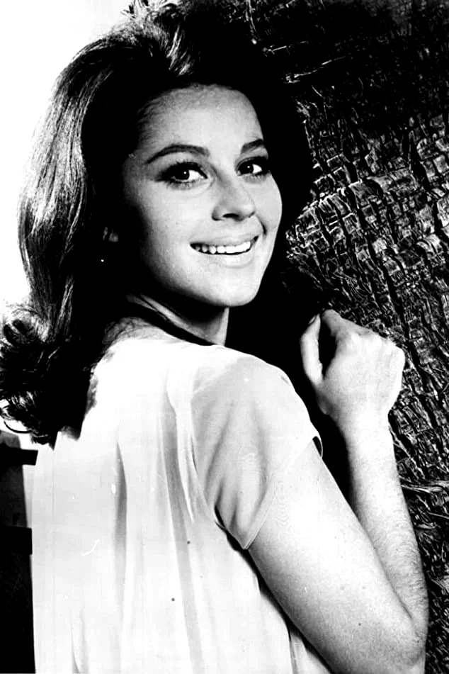  Sherry Jackson