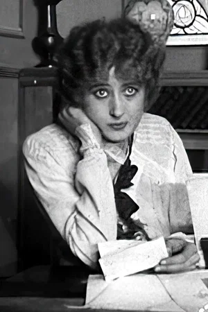  Suzanne Delve