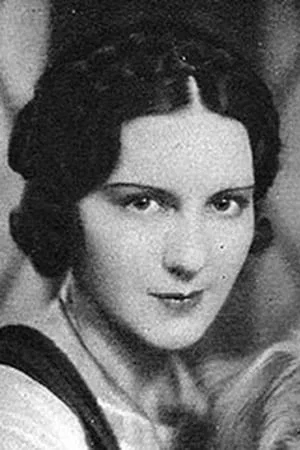  Renee Heribel