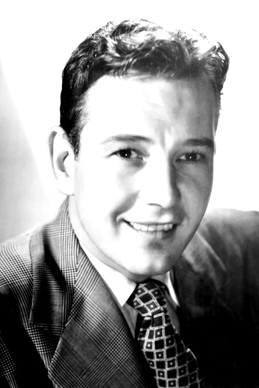  Tom Drake