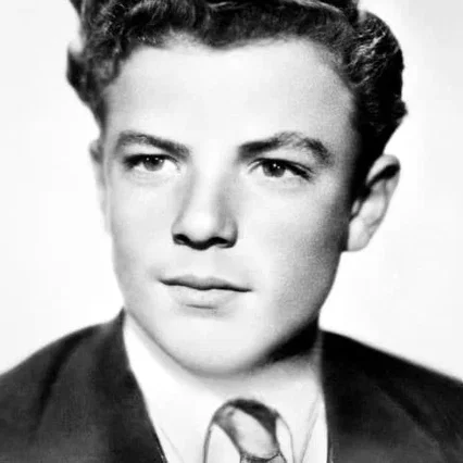  Tom Conlon