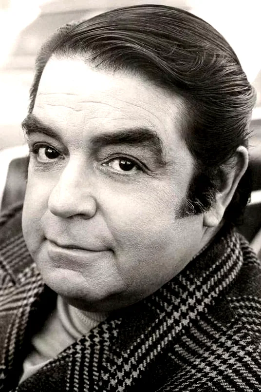  Kurt Kasznar