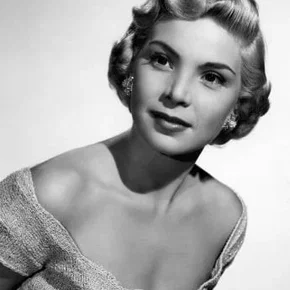 Photo star :  Sheila Bond