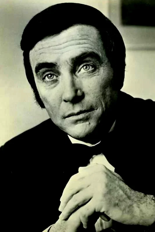  Robert Quarry