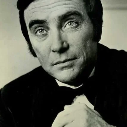  Robert Quarry