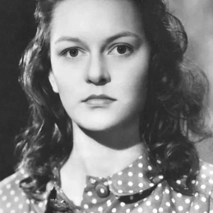  Carol Marsh