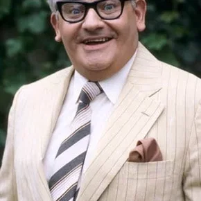 Photo star :  Ronnie Barker