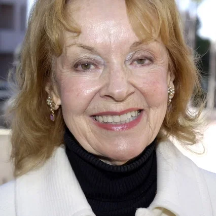  Janet Waldo