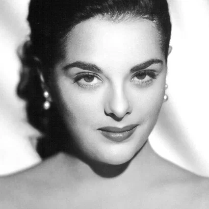  Yvette Duguay