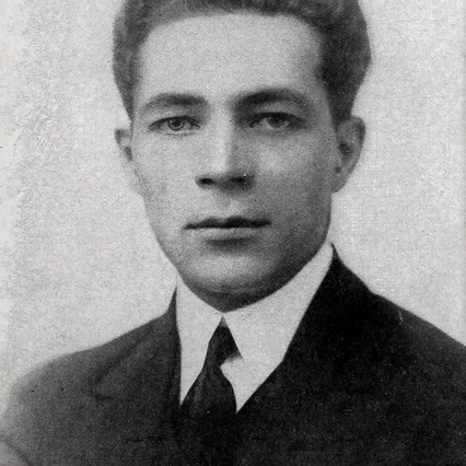  Arthur Housman