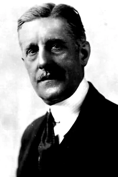  Henry Roussel