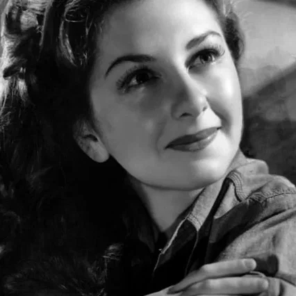  Joan Lorring