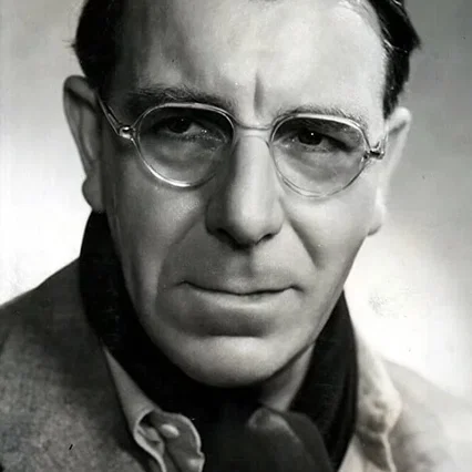  Allan Jeayes