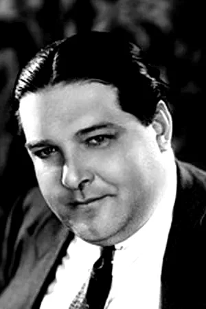Archie  Mayo