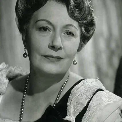  Olga Lindo