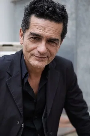  Carles Sanjaime photo