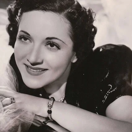  June Clayworth