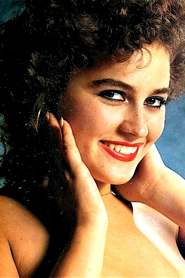  Lory Del Santo