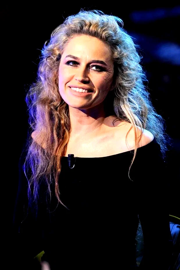  Lory Del Santo