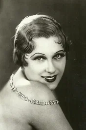  Christiane Delyne