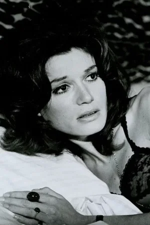  Hildegard Neil