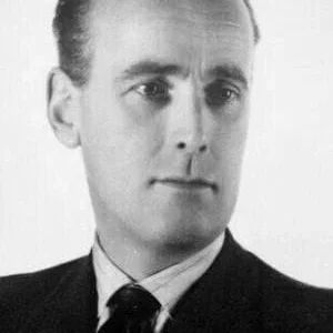 Bruce Belfrage