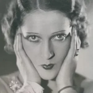  Edith Mera