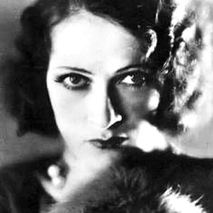  Edith Mera