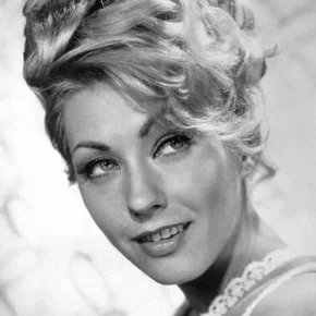 Photo star : Judi West
