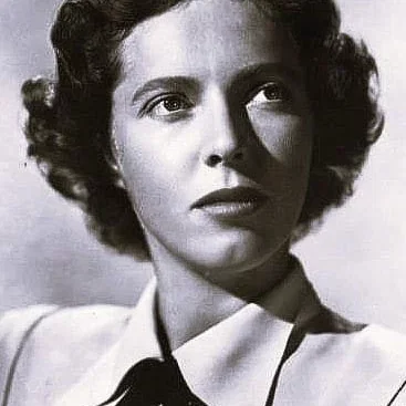  Louisa Horton