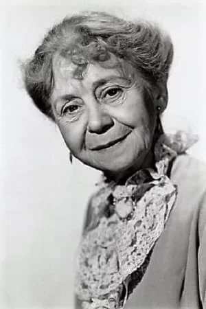  Ida Moore