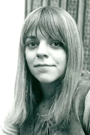  Petra Markham