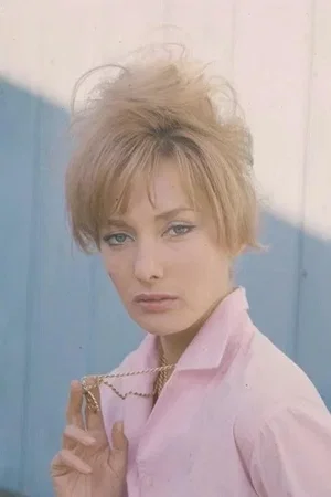  Marina Malfatti photo