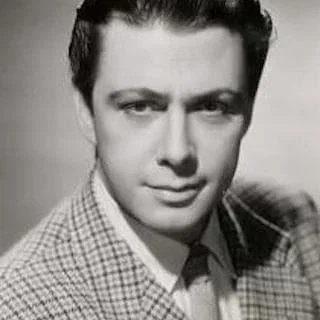  Maxwell Reed